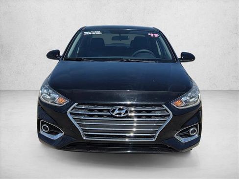 Used 2019 Hyundai Accent SEL image 2