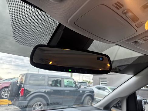 Used 2019 Toyota Sienna XLE FWD image 13