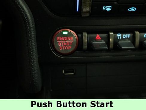 Used 2021 Ford Mustang Shelby GT500 w/ Carbon Fiber Track Pack image 21