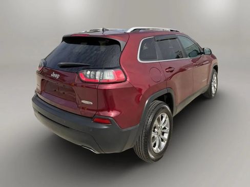 Used 2019 Jeep Cherokee Latitude Plus w/ Cold Weather Group AWD/4WD image 7