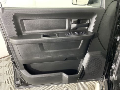 Used 2020 RAM 3500 Tradesman image 12