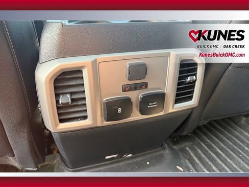 Used 2022 Ford F250 Lariat w/ Tremor Off-Road Package AWD/4WD image 36