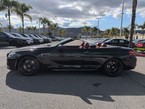 Used 2016 BMW M6 Convertible image 7