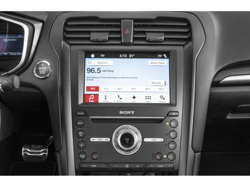 Used 2018 Ford Fusion Titanium image 7