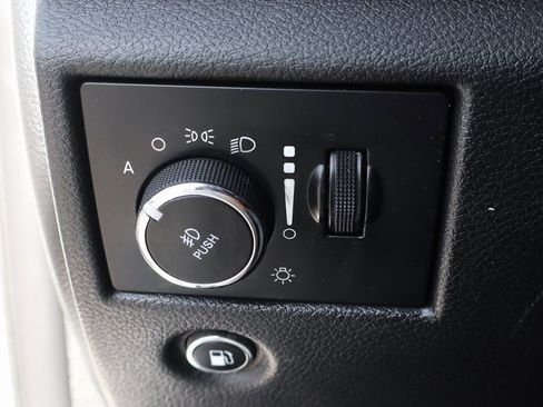 Used 2020 Jeep Grand Cherokee Limited image 18