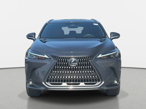 Used 2024 Lexus NX 250 FWD w/ Towing Package (2000 Lbs) image 7