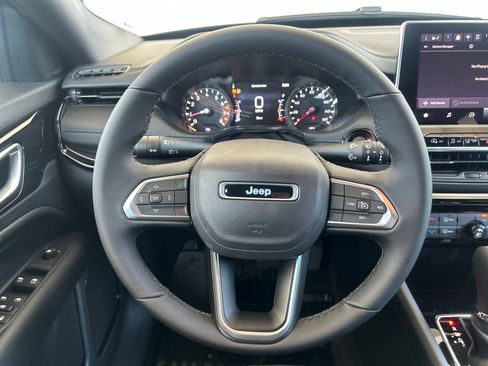 New 2026 Jeep Compass Latitude AWD/4WD image 18