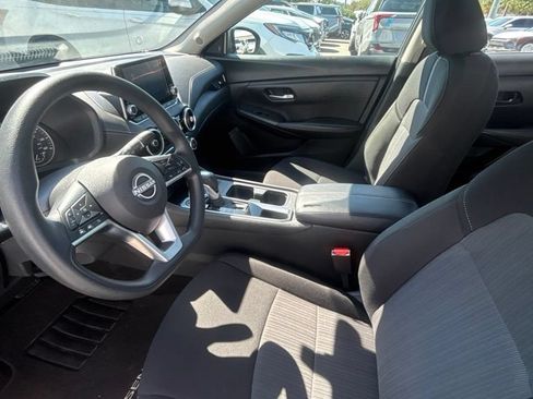 Used 2025 Nissan Sentra SV FWD image 12