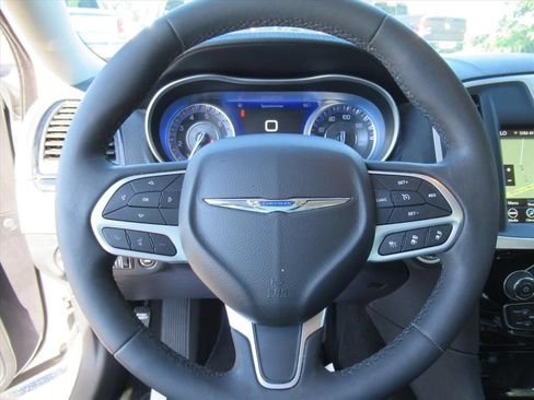 Certified 2023 Chrysler 300 Touring L w/ Popular Equipment Group RWD image 21