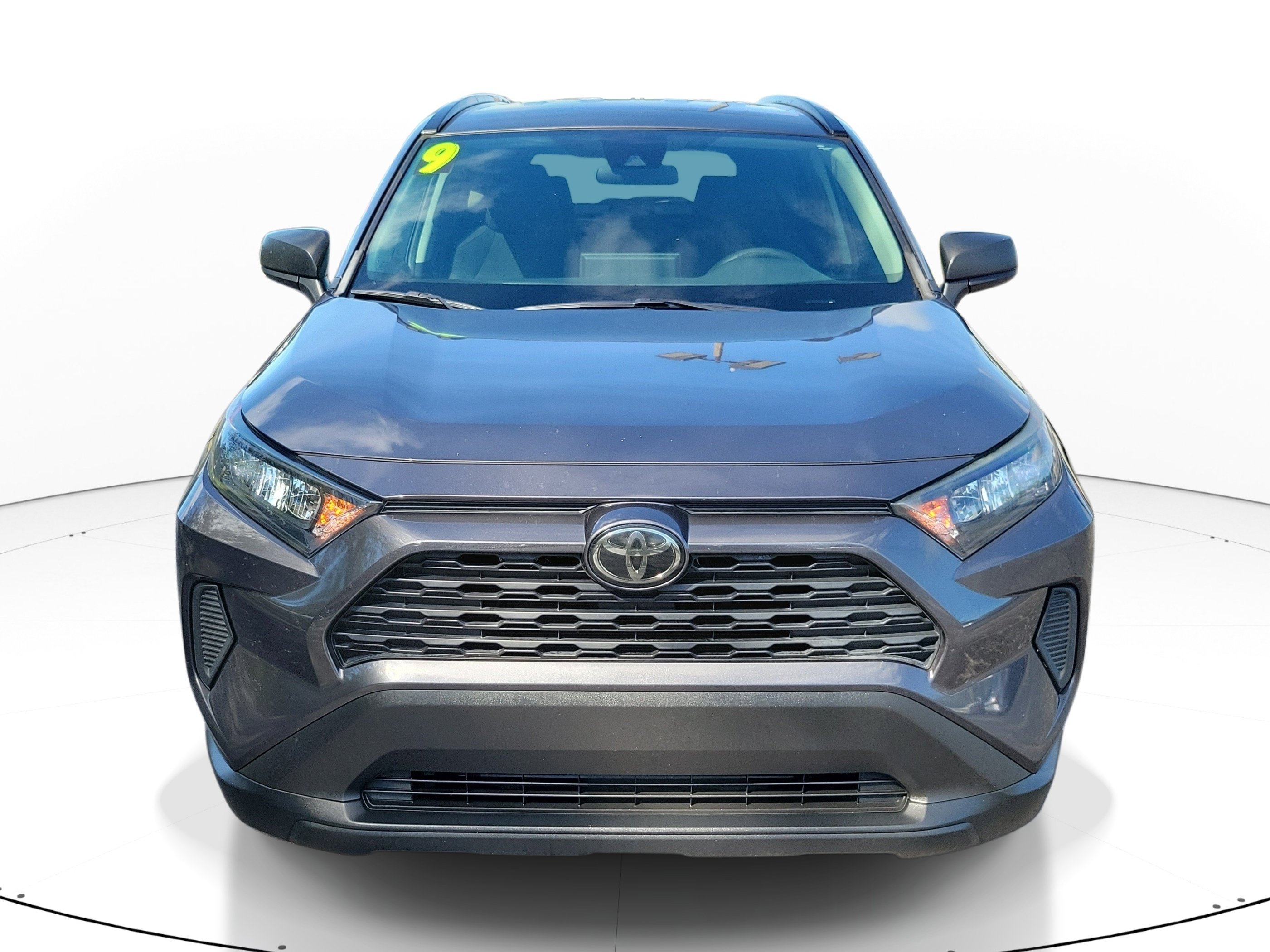 Used 2019 Toyota RAV4 LE FWD image 6