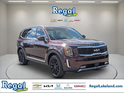 Certified 2022 Kia Telluride SX w/ Towing Package image 1