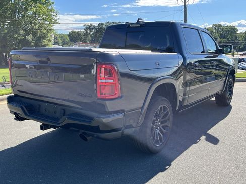 Used 2025 RAM 1500 Limited AWD/4WD image 9