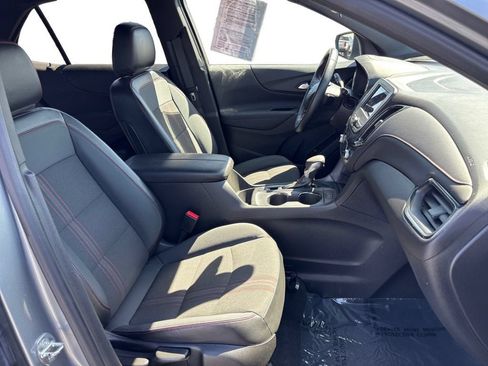 Certified 2023 Chevrolet Equinox RS FWD image 17