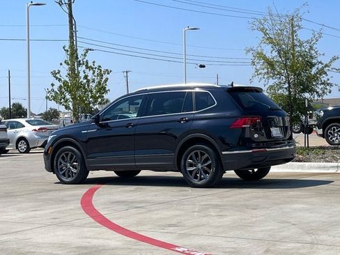 Used 2024 Volkswagen Tiguan SE FWD image 4
