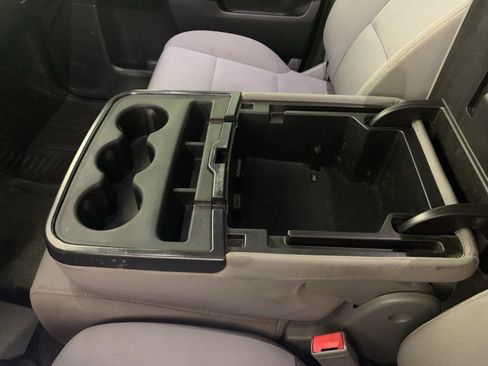 Used 2018 Chevrolet Silverado 1500 Custom w/ Custom Value Package image 29