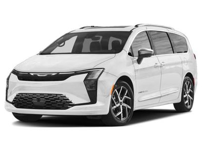 New 2027 Chrysler Pacifica Pinnacle w/ Theater Group