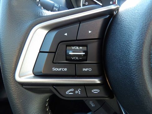 Used 2024 Subaru Forester Premium image 18