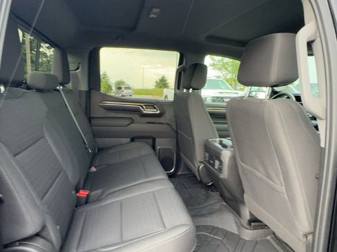 Certified 2023 Chevrolet Silverado 1500 RST w/ Redline Edition AWD/4WD image 10