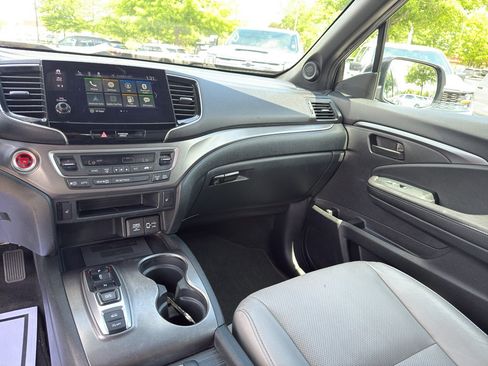 Certified 2023 Honda Passport EX-L image 25