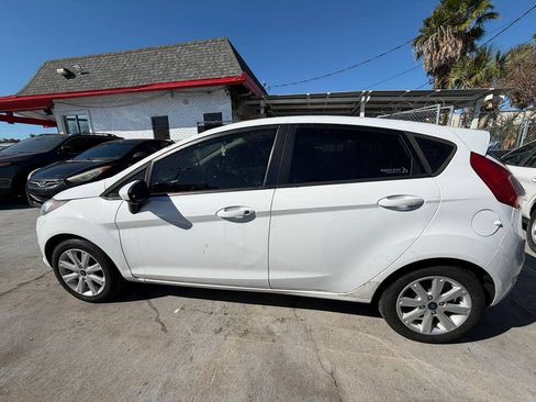 Used 2014 Ford Fiesta S FWD image 12