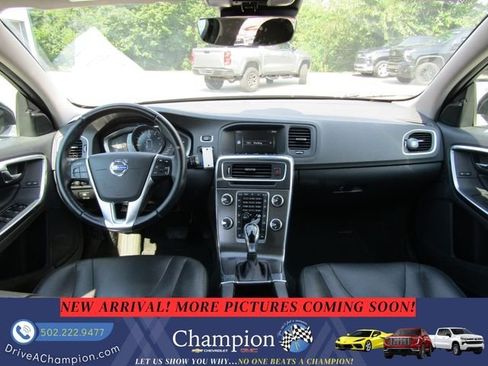Used 2015 Volvo V60 T5 Premier FWD image 9