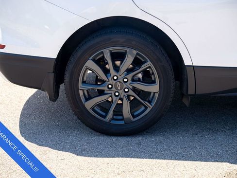 Used 2023 Chevrolet Equinox RS image 9