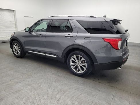 Used 2021 Ford Explorer Limited image 3