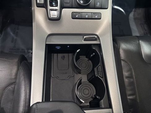 Used 2022 Hyundai Palisade SEL w/ Premium Package FWD image 16