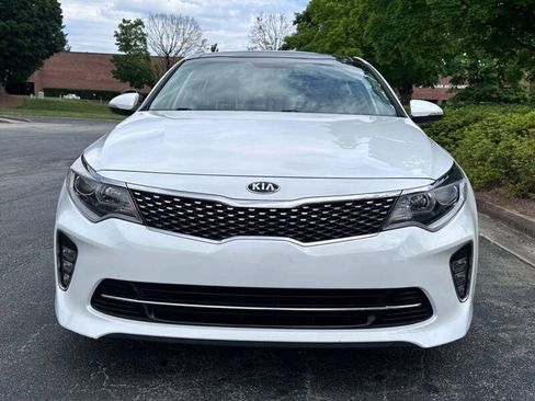Used 2018 Kia Optima S w/ Panoramic Sunroof Package FWD image 4