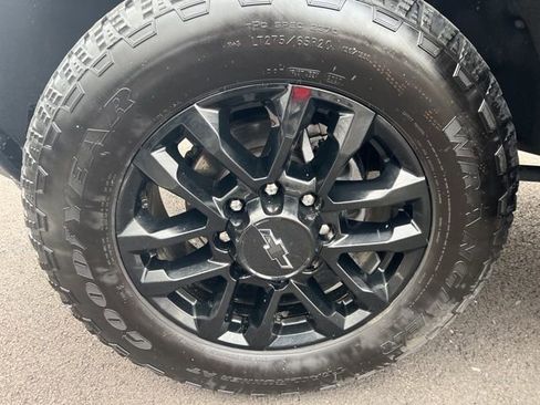 Used 2025 Chevrolet Silverado 2500 High Country w/ High Country Premium Package image 36