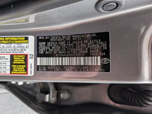 Used 2025 Toyota Camry SE w/ Convenience Package FWD image 33