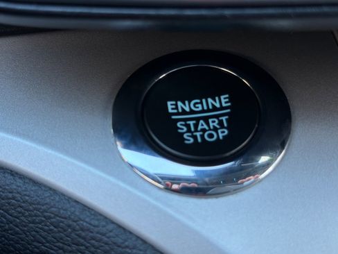 Used 2024 Ford Explorer XLT w/ Equipment Group 202A image 23