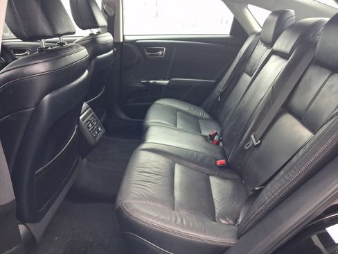 Used 2018 Toyota Avalon Limited w/ All Weather Liner Package FWD image 18