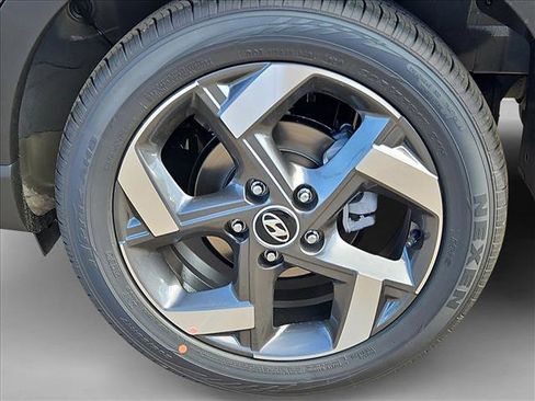 New 2026 Hyundai Venue SEL image 10