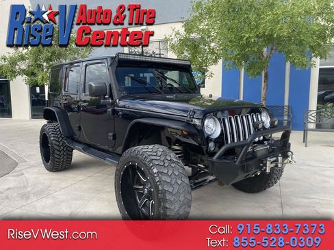Used 2017 Jeep Wrangler Unlimited Sahara w/ Connectivity Group AWD/4WD image 1