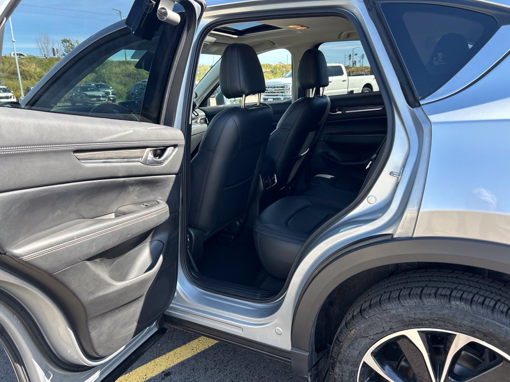 Used 2023 MAZDA CX-5 AWD 2.5 S w/ Premium Package image 17