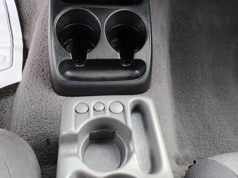 Used 2002 Ford Ranger XLT image 11