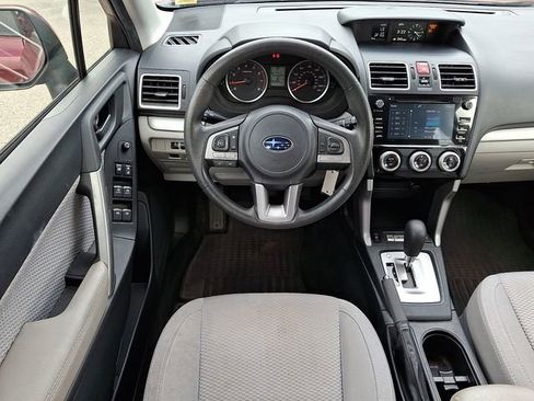 Used 2018 Subaru Forester 2.5i Premium w/ All-Weather Package AWD/4WD image 11