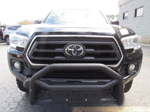Used 2020 Toyota Tacoma SR5 RWD image 7