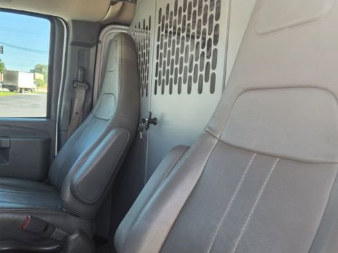 Used 2021 Chevrolet Express 2500 Extended w/ Driver Convenience Package image 15