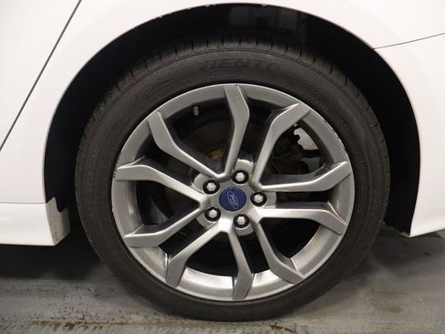 Used 2020 Ford Fusion Titanium image 26