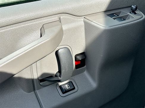 New 2025 Chevrolet Express 2500 w/ Driver Convenience Package image 12