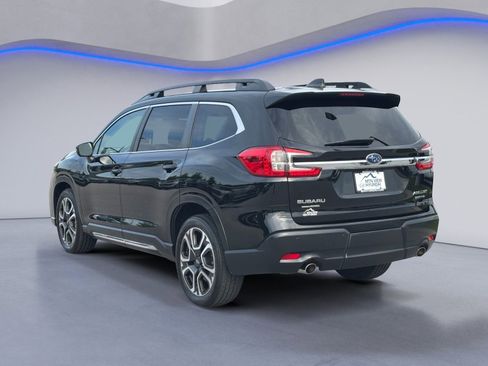 Used 2023 Subaru Ascent Limited AWD/4WD image 3