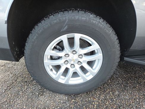 Used 2022 Chevrolet Suburban LT image 71