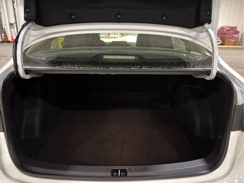 Certified 2025 Toyota Corolla LE FWD image 7