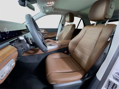 New 2025 Mercedes-Benz GLE 450 4MATIC image 12