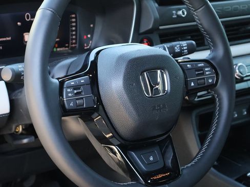 Certified 2026 Honda Passport TrailSport Elite image 18