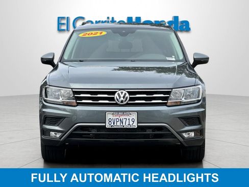Used 2021 Volkswagen Tiguan SEL w/ 3rd Row Seat Package AWD/4WD image 8