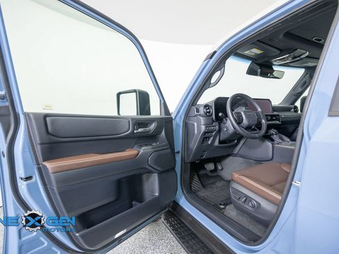 Used 2025 Toyota Land Cruiser AWD/4WD image 10