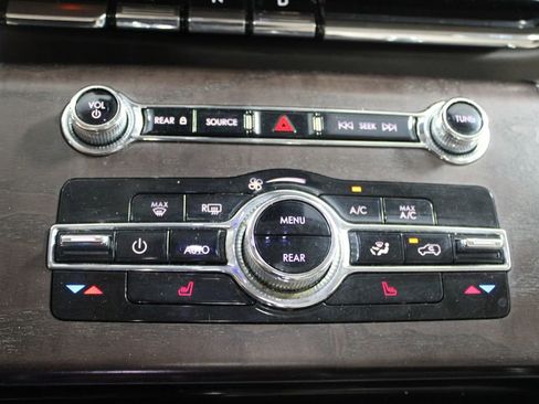 Used 2022 Lincoln Aviator Reserve image 52